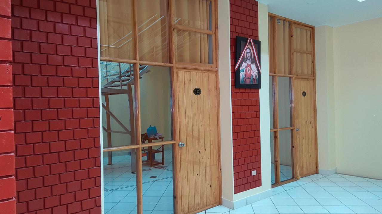 Hotel Cocos Inn 伊察 外观 照片